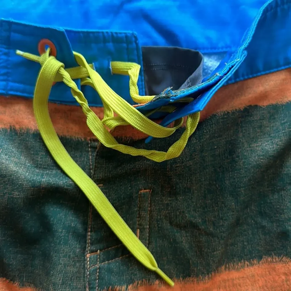 The North Face Striped‎ Board Shorts Size 34